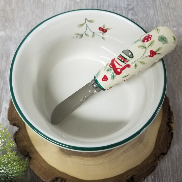 Pfaltzgraff winterberry dip bowl/ ramekin w/ spreader - Picture 8 of 9